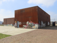 902967 Gezicht op het nieuwe 10 kV Station Utrecht Zuid van netbeheerder Stedin aan de Kanaalweg te Utrecht.